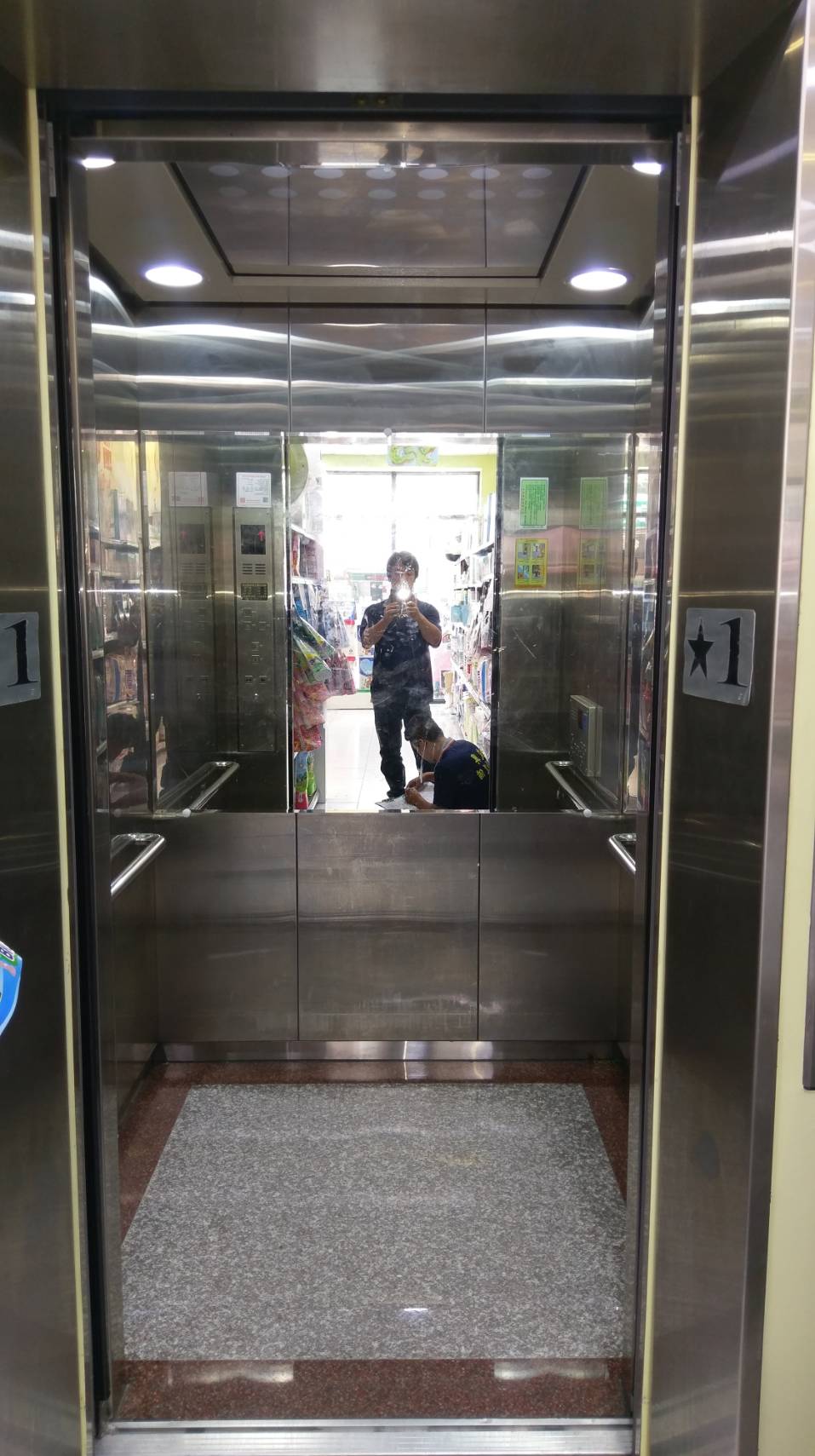 大樹醫藥電梯 2樓2停無機房式電梯