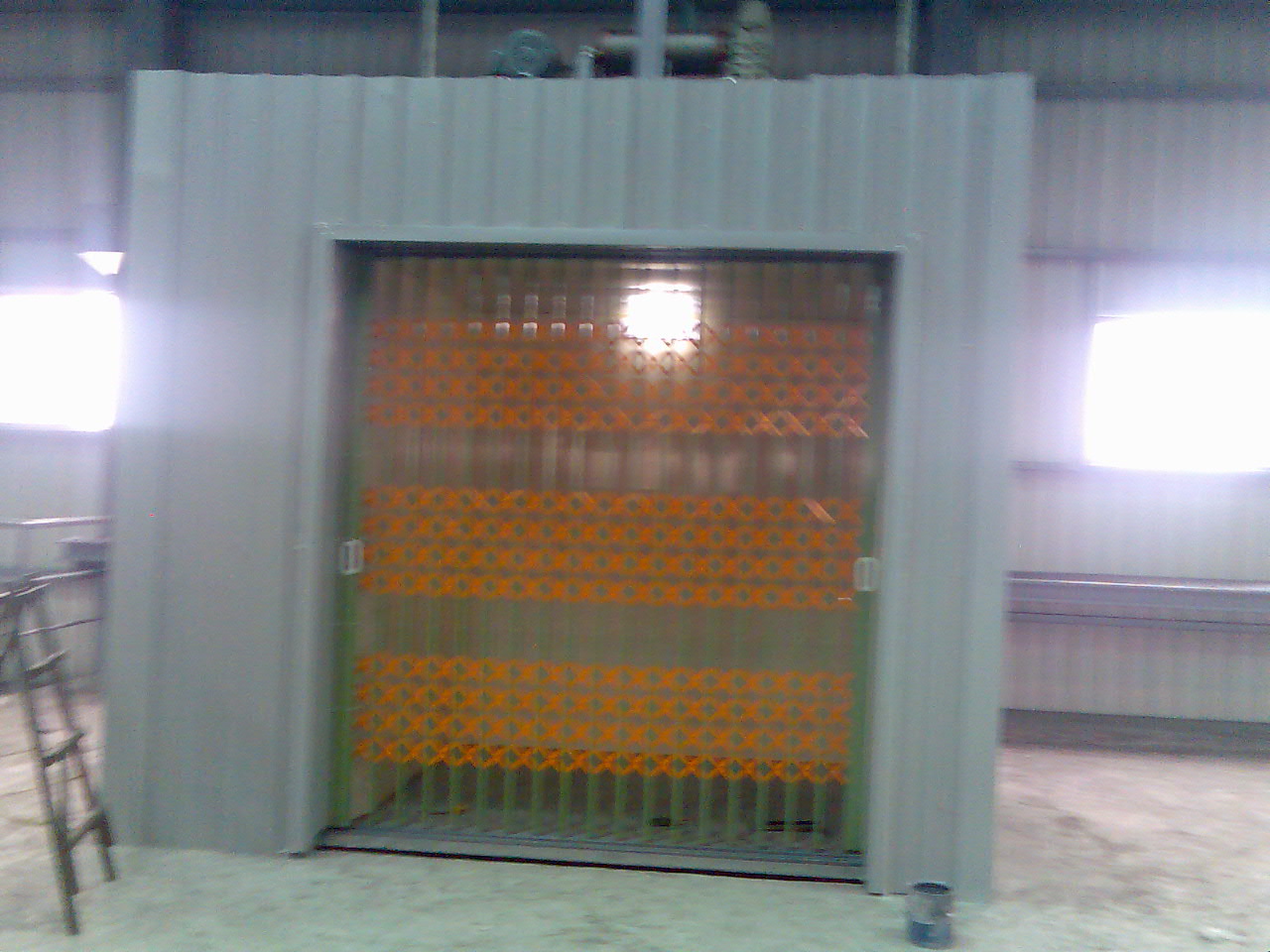 高潤工業貨梯 2樓2停捲筒式貨梯