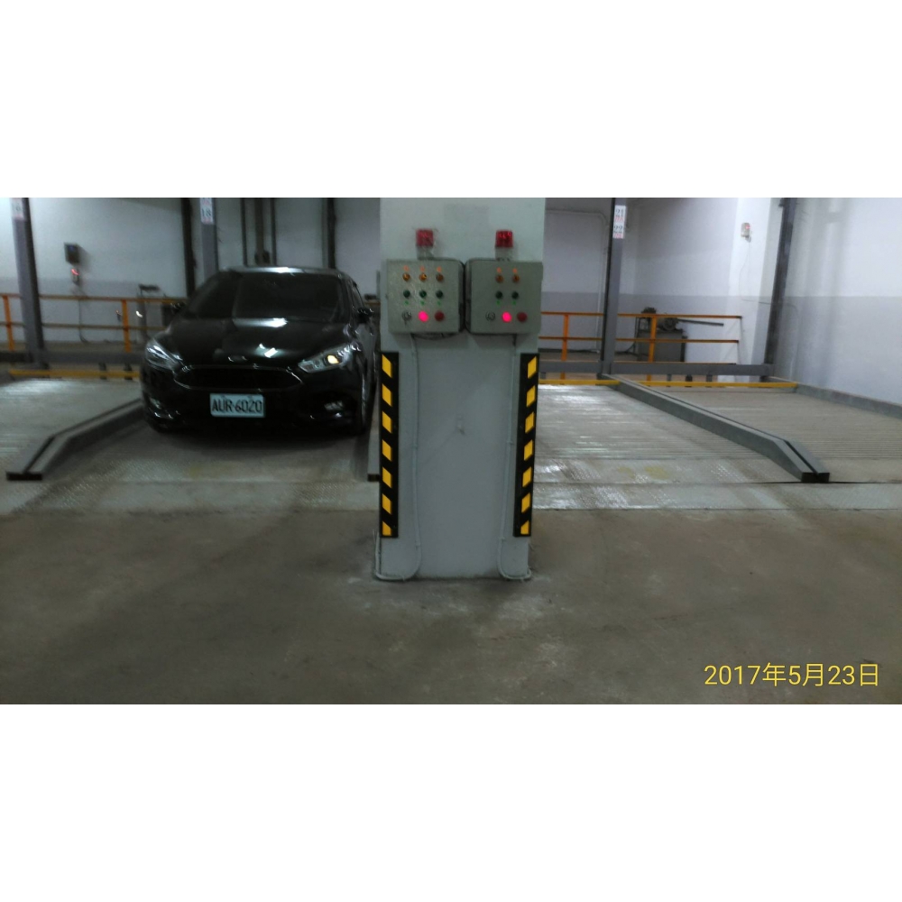 通商大樓 後旋式機械車位