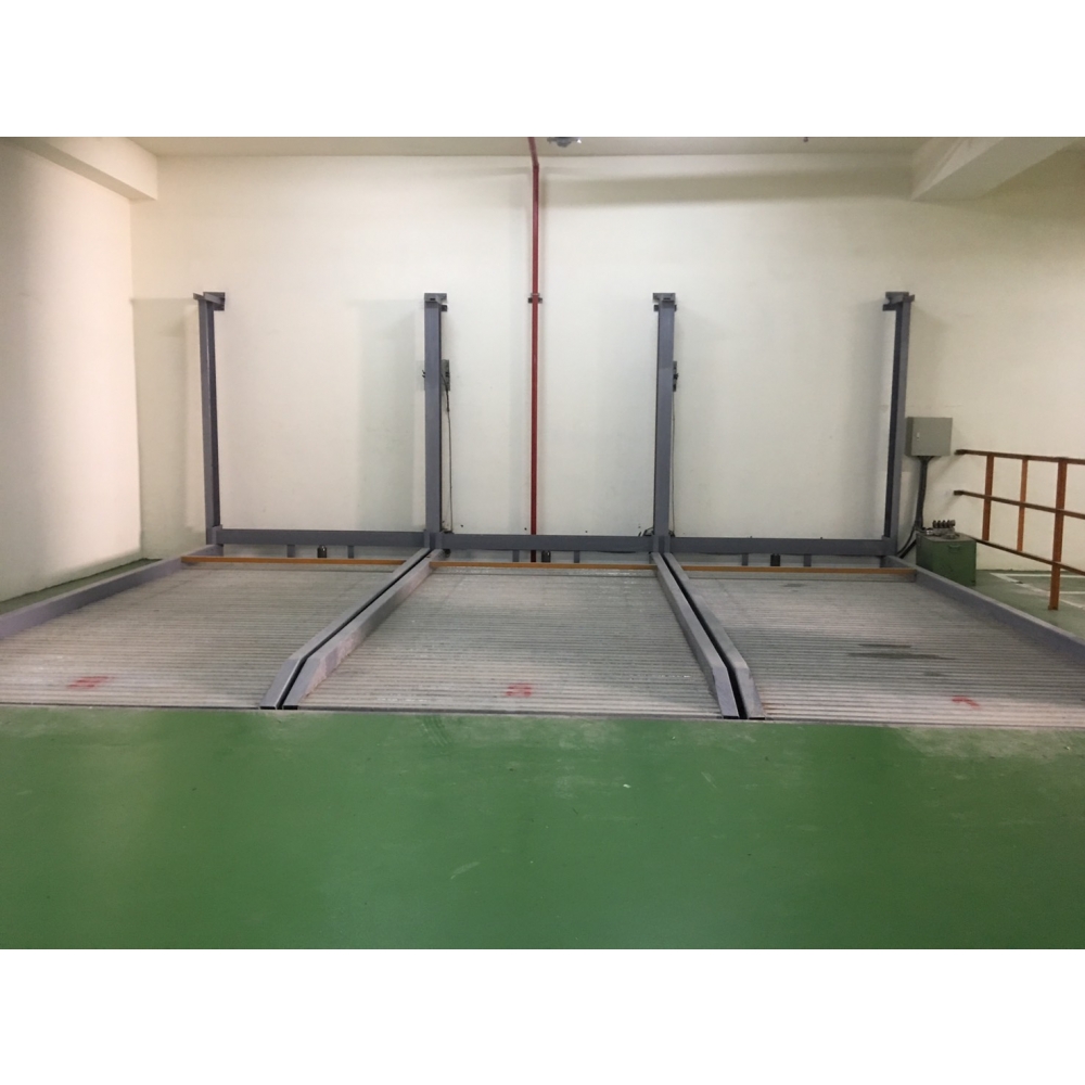 蔚藍之邑 沉箱 單缸注塞油壓式車位